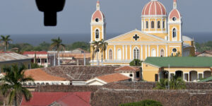 Catedral de Granada, Nicaragua, vista desde el campanario de la iglesia La Merced
