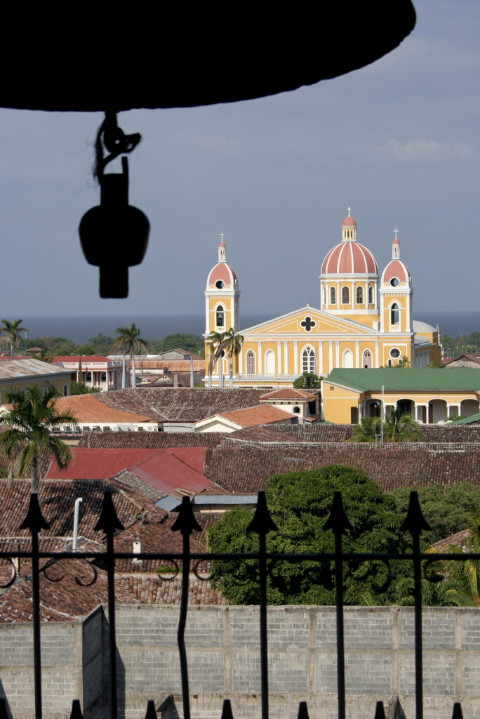 Catedral de Granada, Nicaragua, vista desde el campanario de la iglesia La Merced